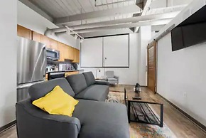 2125 Superior Living