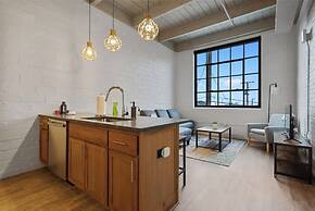 2125 Superior Living