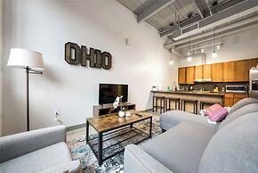 2125 Superior Living