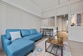 2125 Superior Living