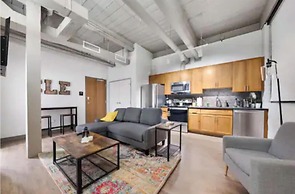 2125 Superior Living