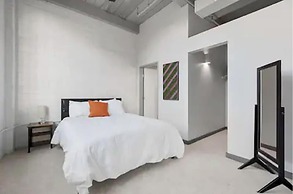 2125 Superior Living