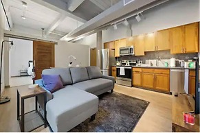 2125 Superior Living