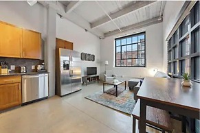 2125 Superior Living