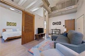 2125 Superior Living