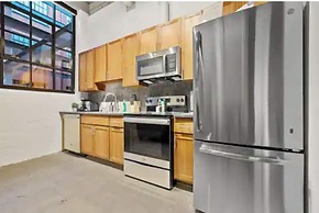 2125 Superior Living