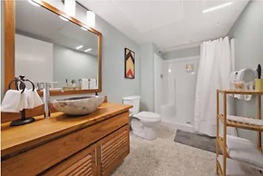 2125 Superior Living