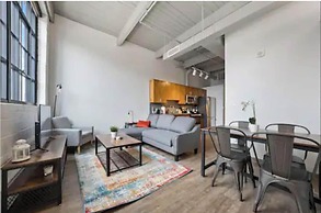 2125 Superior Living