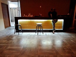 A13 SUPER CITY SUITE PLAZA ACEQUIA