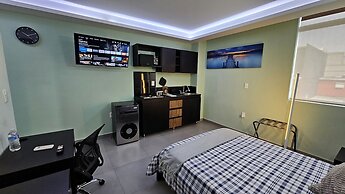 A13 SUPER CITY SUITE PLAZA ACEQUIA