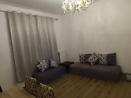 Room in Guest Room - Room In Brussels