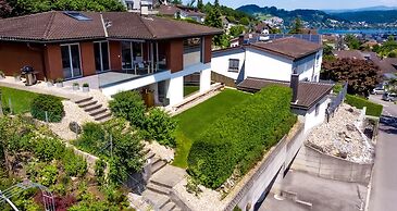 Young Backpackers Homestay