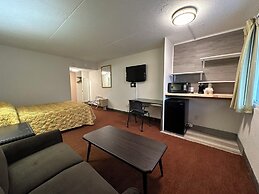 THE INN- PITTSBURGH