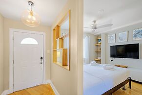 Oak Shores Studio 2
