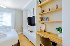 Oak Shores Studio 2