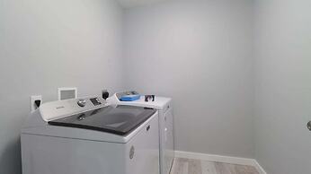 Cozy 2br/1ba Duplex Just Blocks From Downtown Biloxi, Beaches and Ente