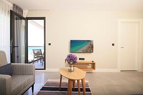 Krem Marin Suits Otel