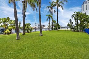 Condor Surfers - Coastal Letting Co