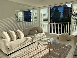 Condor Surfers - Coastal Letting Co