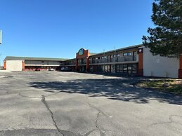 Stay Inn by OYO Near I 80 Lincoln West