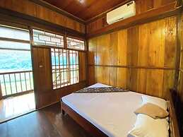 Duy Tuyen Ba Be Homestay Free BBQ