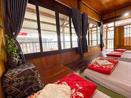 Duy Tuyen Ba Be Homestay Free BBQ