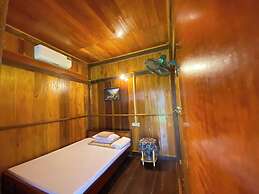 Duy Tuyen Ba Be Homestay Free BBQ