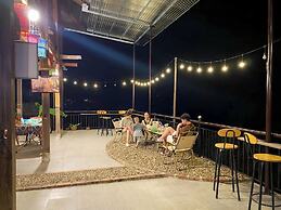 Duy Tuyen Ba Be Homestay Free BBQ