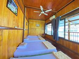 Duy Tuyen Ba Be Homestay Free BBQ