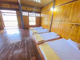 Duy Tuyen Ba Be Homestay Free BBQ