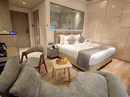 Maxxvalue Hotel MIDC