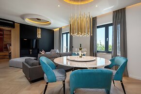 Old City Viewpoint by Dubrovnik view