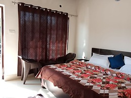 Goroomgo Anugraha Homestay Ramnagar