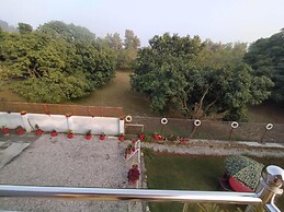 Goroomgo Anugraha Homestay Ramnagar