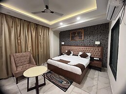 Hotel Pawan Regency