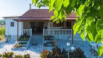 Seaside Retreat for Families and Pets