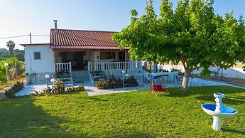 Seaside Retreat for Families and Pets
