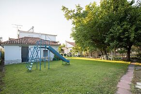 Neromilos Harmony - Roussis Residence