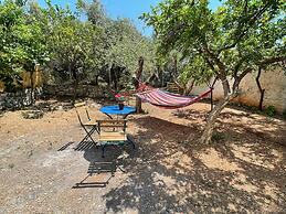 Maisonette With Palms