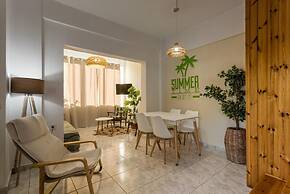 Maisonette With Palms