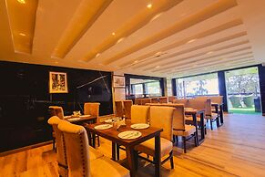 Katson Blue Dalhousie