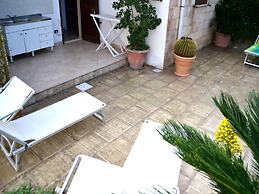 Hikari Villa With Equipped Garden and Parking Space in the San Foca Ar