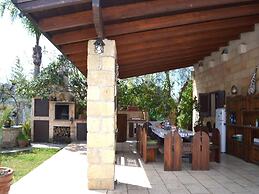 Hikari Villa With Equipped Garden and Parking Space in the San Foca Ar