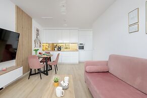 Stylish Apartment With Garage by Renters