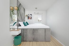 Stylish Apartment With Garage by Renters