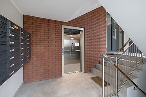 Stylish Apartment With Garage by Renters