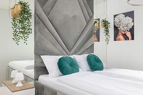 Stylish Apartment With Garage by Renters