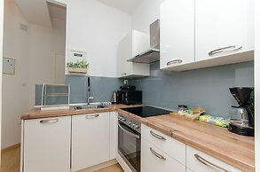 Apartment and Room Columbo