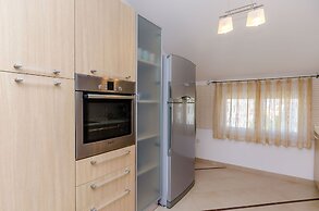 Apartment Dora