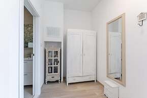 Apartments and Room Poesia